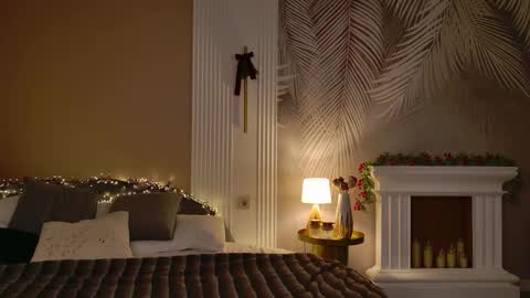 Miley online show from 12-21-25, 05:36