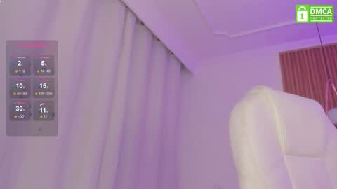 Snapshot of mileyberry chatting on 12-14-24, 08:23  IEY EY  online show from 12-14-24, 08:23