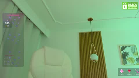 Snapshot of mileyberry chatting on 12-18-24, 08:31  IEY EY  online show from 12-18-24, 08:31