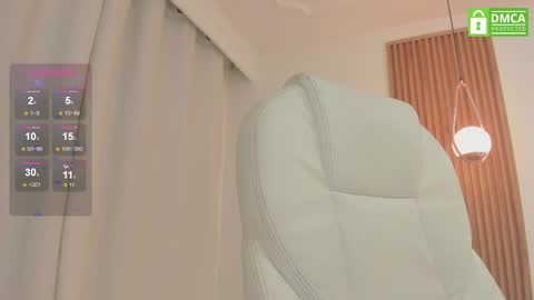 Snapshot of mileyberry chatting on 02-18-25, 11:00  IEY EY  online show from 02-18-25, 11:00
