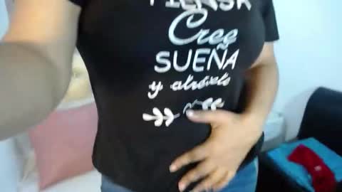 milf_hugeboobs online show from 11-18-25, 10:52