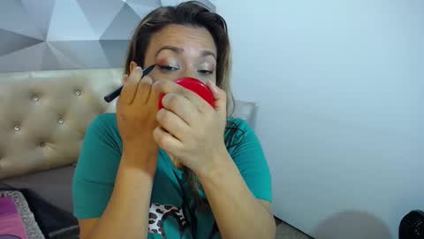 milf_hugeboobs online show from 11-30-25, 10:52