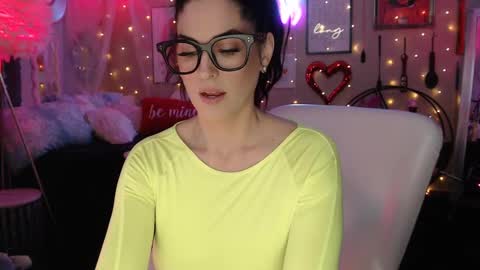 Snapshot of milf_lacey chatting on 02-26-25, 09:58 Milf Lacey online show from 02-26-25, 09:58