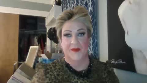 milf_ts_bitch online show from 12-14-25, 03:23