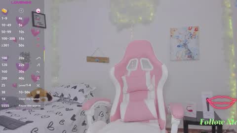 Aura  online show from 03-05-26, 04:19