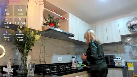 ASHLEY online show from 01-22-25, 05:06