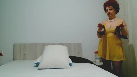 Milfsupreme online show from 03-11-25, 03:34