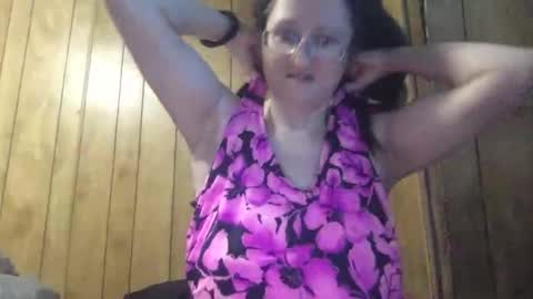 Snapshot of milfmichelle69 chatting on 05-21-26, 08:49 milfmichelle69 online show from 05-21-26, 08:49