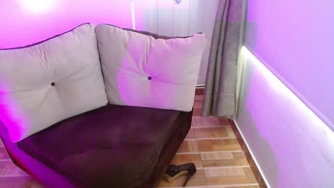 Rosalie  online show from 02-08-25, 03:53