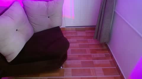 Rosalie  online show from 10-07-25, 11:29