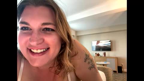 milfsammyyy online show from 02-10-26, 09:08