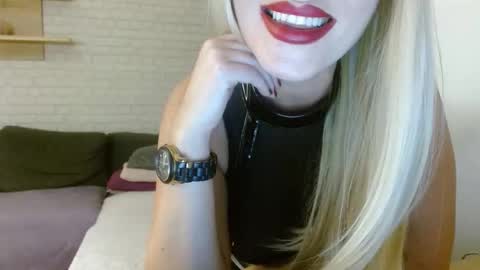Snapshot of milfysworld chatting on 12-02-24, 03:03 Milfysworld online show from 12-02-24, 03:03