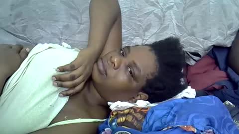 kinwity online show from 02-15-25, 06:23