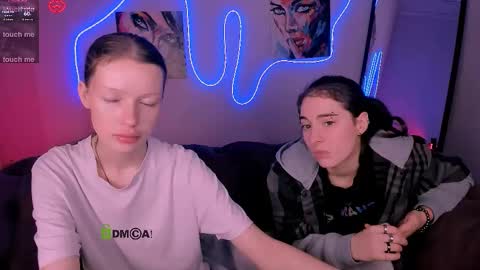 Mila online show from 01-18-26, 01:53