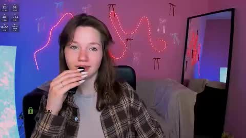 Mila online show from 03-13-26, 08:26