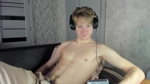 Snapshot of milkiwy chatting on 02-03-25, 06:02 Isaac online show from 02-03-25, 06:02