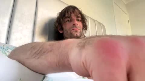 Snapshot of milkofmushroom chatting on 05-14-26, 05:53 milkofmushroom online show from 05-14-26, 05:53