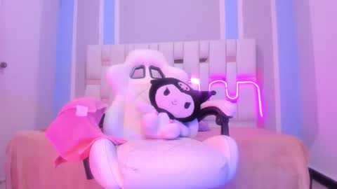 Michelle  online show from 02-13-26, 08:05