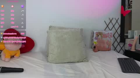 Snapshot of milky__boy_ chatting on 03-10-25, 06:38 H A R O L D online show from 03-10-25, 06:38