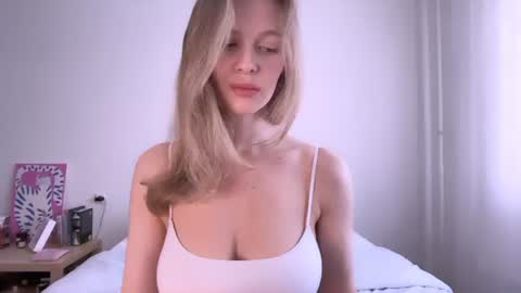 Snapshot of milky__way_ chatting on 07-30-26, 03:22 milky__way_ online show from 07-30-26, 03:22
