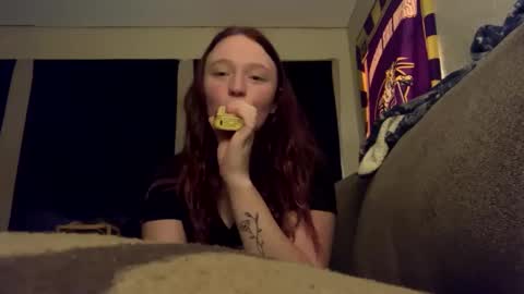 Milkymama online show from 12-30-24, 06:49