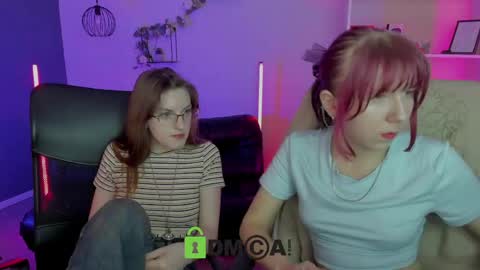 milky_mia_ online show from 04-30-26, 09:19