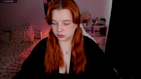 Lisa online show from 10-21-25, 05:30