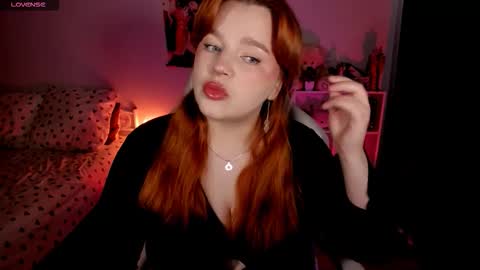 Lisa online show from 11-06-25, 05:41