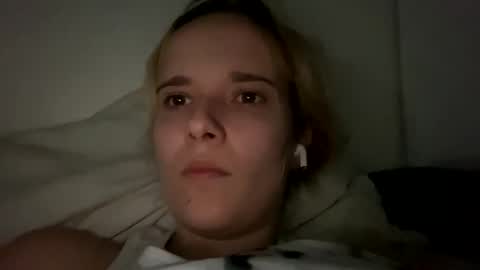 milkybaby269137 online show from 01-03-25, 03:44