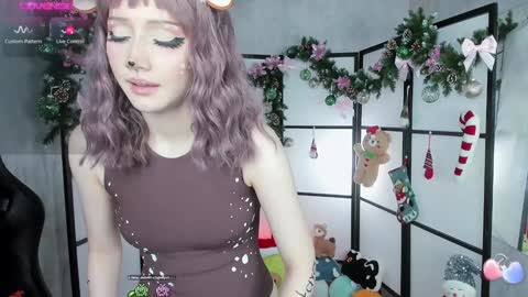 milky cute online show from 12-24-24, 03:38