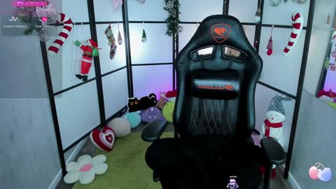 milky cute online show from 01-10-25, 12:49