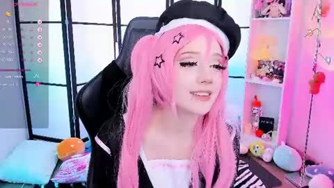 Snapshot of milkycute chatting on 06-21-26, 04:20 milky cute online show from 06-21-26, 04:20
