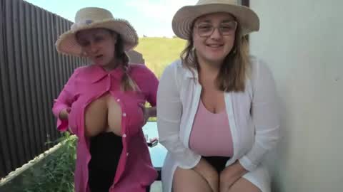 Livia online show from 07-28-26, 04:30