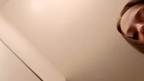 milkymomasquirtsalot online show from 05-08-26, 05:13