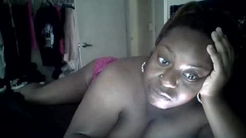 Pretty wet brown online show from 06-24-26, 08:41