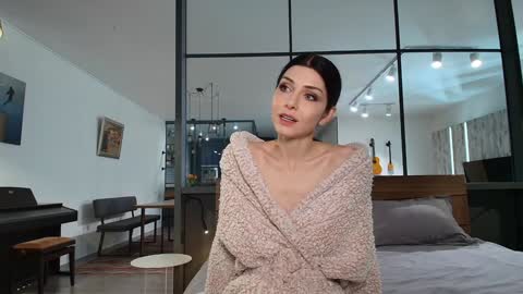 milla bella online show from 03-04-26, 07:31