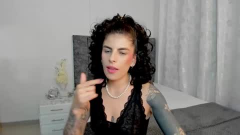 Milagros online show from 02-21-25, 09:02