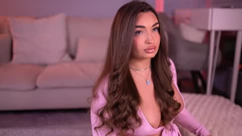 Milla online show from 04-19-26, 05:40