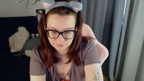 Milla online show from 06-06-26, 02:33