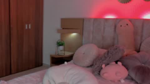 erika rf99 online show from 12-06-24, 05:53