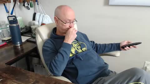 millenium0129 online show from 10-30-25, 03:35