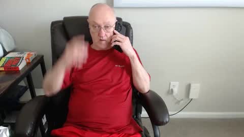 Snapshot of millenium0129 chatting on 04-22-26, 04:30 millenium0129 online show from 04-22-26, 04:30
