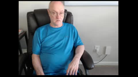 Snapshot of millenium0129 chatting on 04-29-26, 06:36 millenium0129 online show from 04-29-26, 06:36