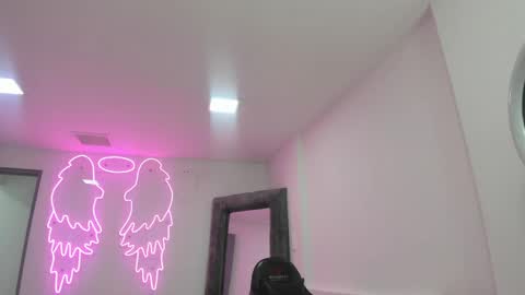 miller_silvana online show from 04-22-26, 11:23