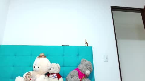 Aleja online show from 02-17-25, 07:21