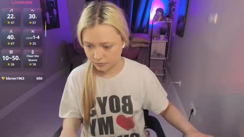 Millie online show from 10-09-25, 09:02