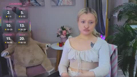 Millie online show from 10-12-25, 03:22