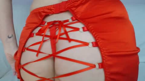 Snapshot of milly_hottt chatting on 01-22-25, 02:56 Milly online show from 01-22-25, 02:56