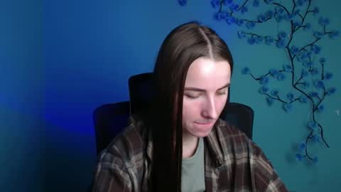 Milly online show from 05-19-26, 05:36