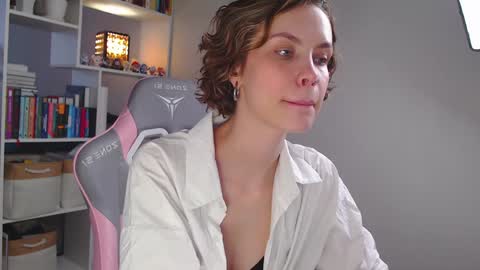 Milly online show from 12-13-24, 07:58